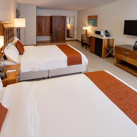 Hotel Vista Quince Guatemala City Exterior photo
